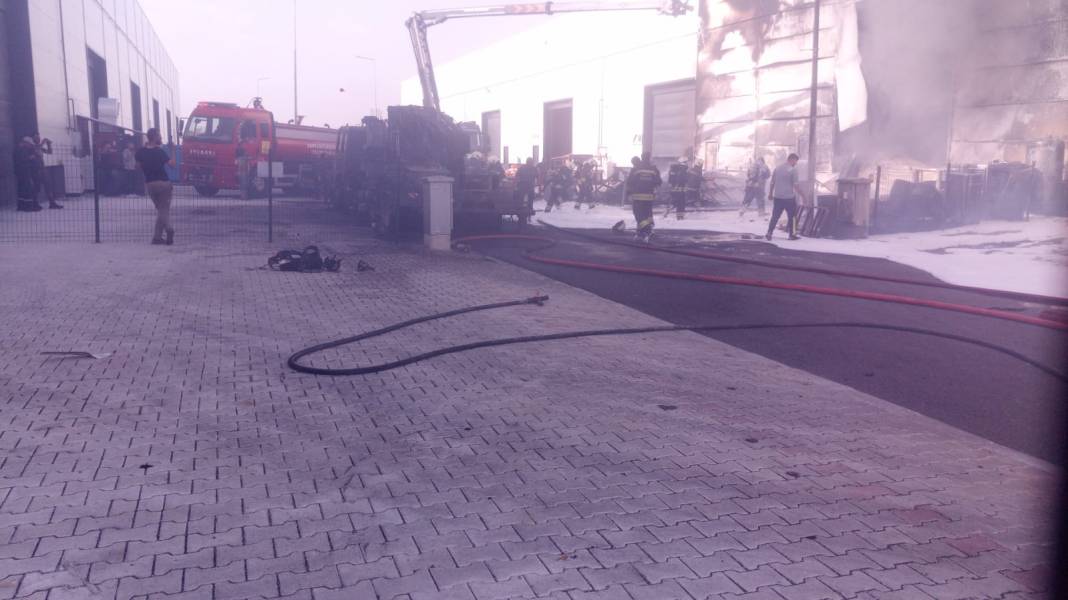 Konya’da 2 fabrika yanmıştı! Görüntüler ortaya çıktı 4